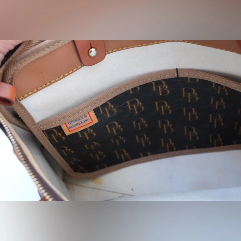 Dooney & Bourke signature logo tassel tote bag